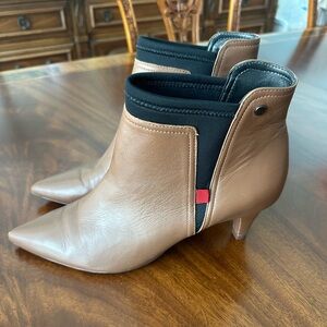 Marc Joseph NY Sutton PL Booties tan/black size 9